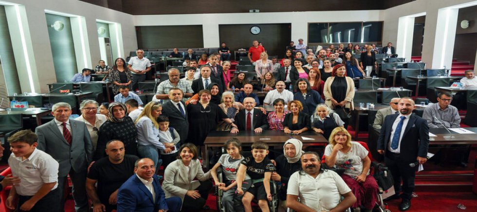 Kılıçdaroğlu, Engelli Bireylerle Bir Araya Geldi